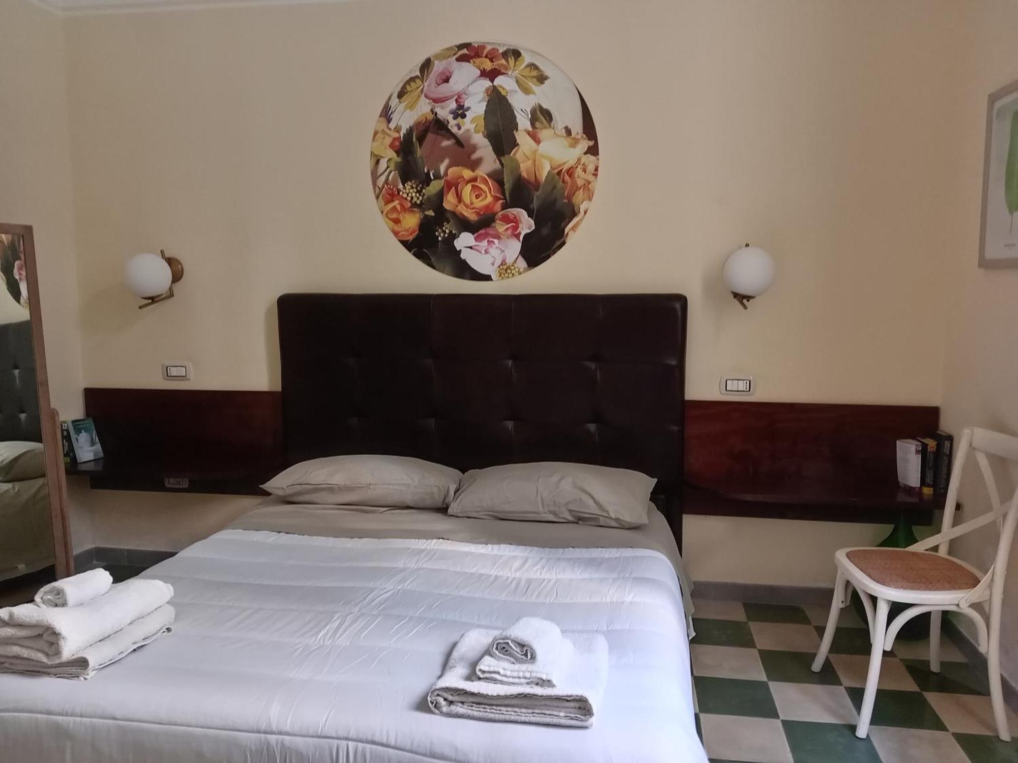 Piazza Verdi Liberty House Lecce Buitenkant foto